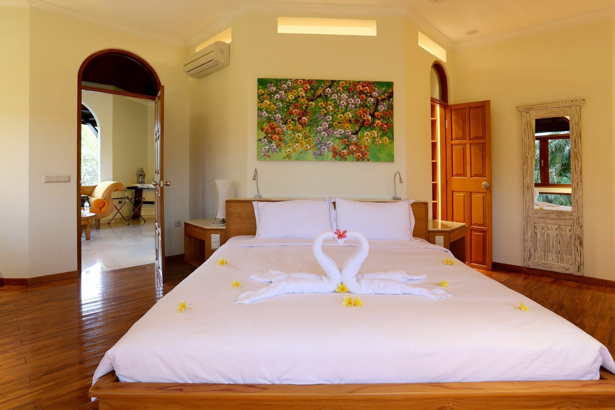 Urbanest Inn 3*